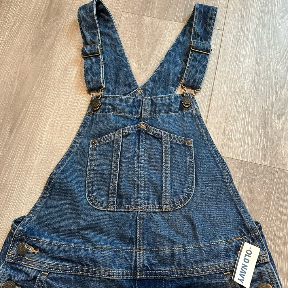 NWT. Old Navy Slouchy Straight Jean Overalls. - Picture 5 of 13